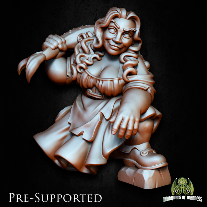 Rednia Dankil Female Dwarf Fisher - 28mm or 32mm Miniatures of Madness Mini Villagers