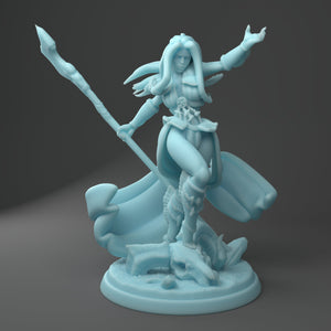 Female Orc / Half-Orc Spellcaster            Character 28mm or 32mm Miniatures