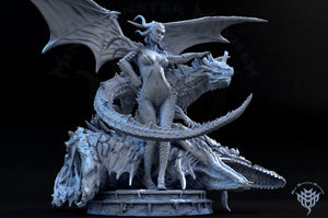 Sexy Tiamat Queen of Chaos Avatar Miniatures