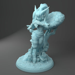 Sexy Female Satyr Bard              28mm or 32mm Miniatures