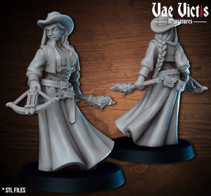 Cowgirl Gunslinger 28mm or 32mm Miniatures