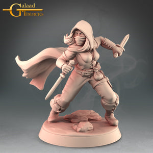 Deadly Female Rogue - 28mm or 32mm Miniatures