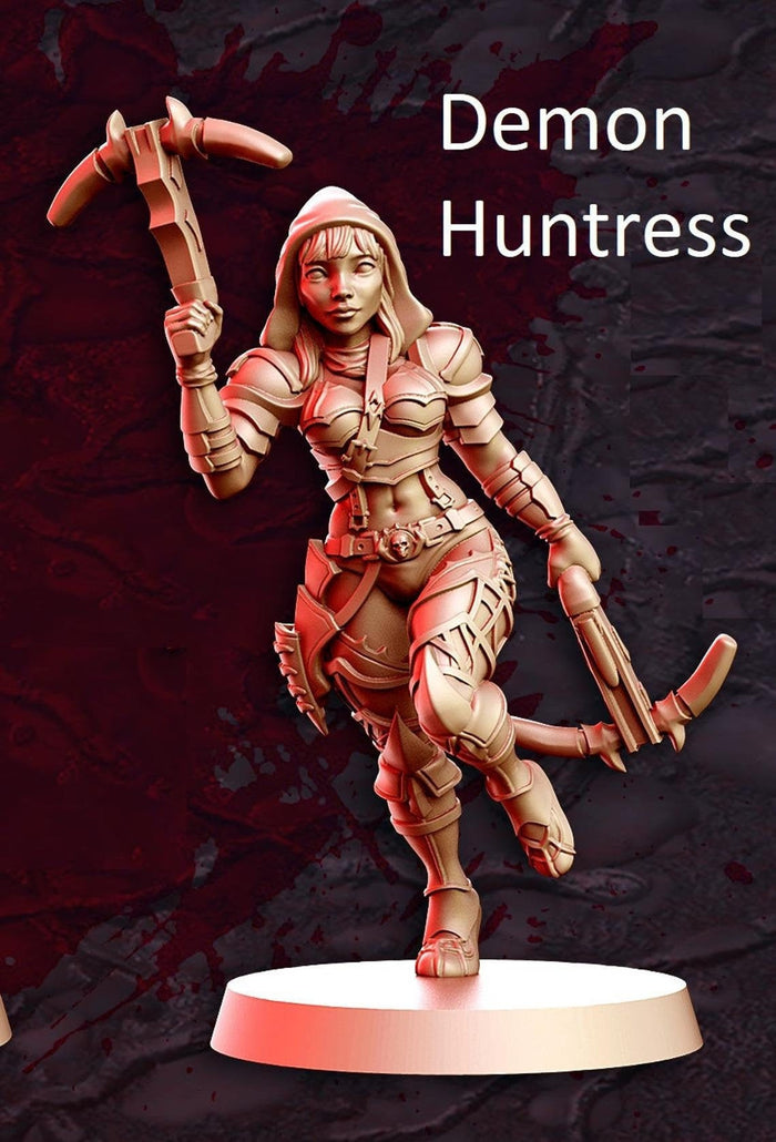 Female Demon Hunter Sexy Huntress 28mm or 32mm Miniatures