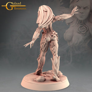 Dryads - 28mm or 32mm Miniatures