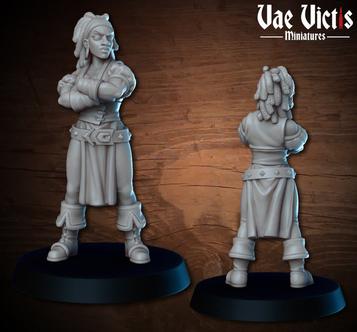 Female Pirate Arms Crossed 28mm or 32mm Miniatures