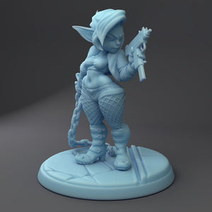 Riff the Bad Girl Uzi Goblin      Synthwave 28mm or 32mm Miniatures