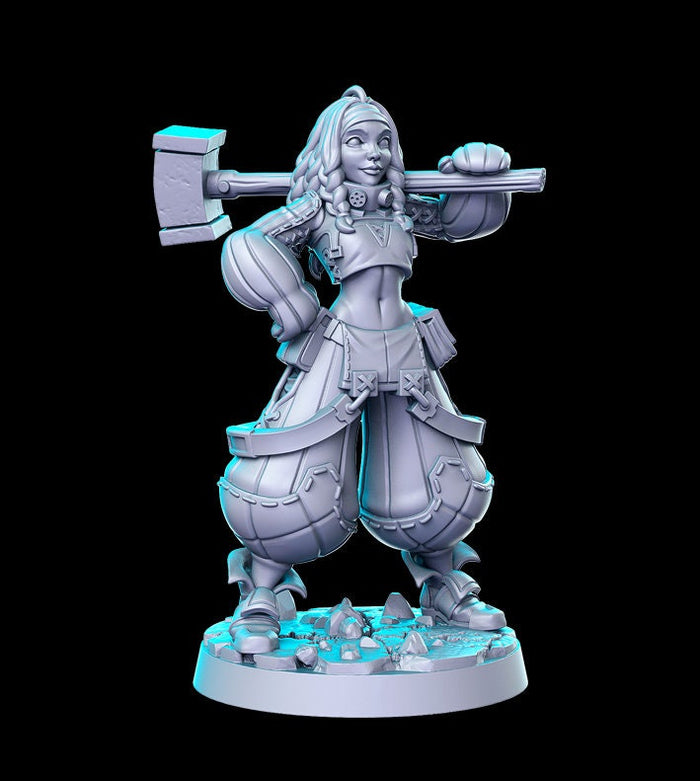 Phoebe, Hunter Engineer  28mm or 32mm Miniatures