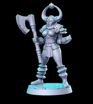 Female Chaos Knight 4 - Heroine Quest 2 - 28mm or 32mm Miniature