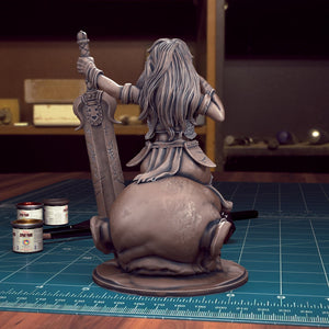 Beatrix Barbarian Pinup SFW and NSFW (Nude) 75mm or 100mm Statue