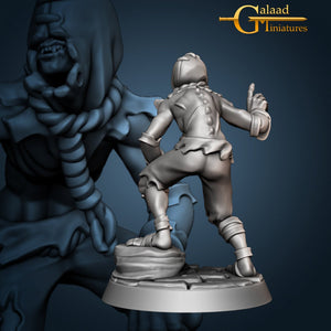 Ghoul Undead Creature - 28mm or 32mm Halloween or RPG Miniatures